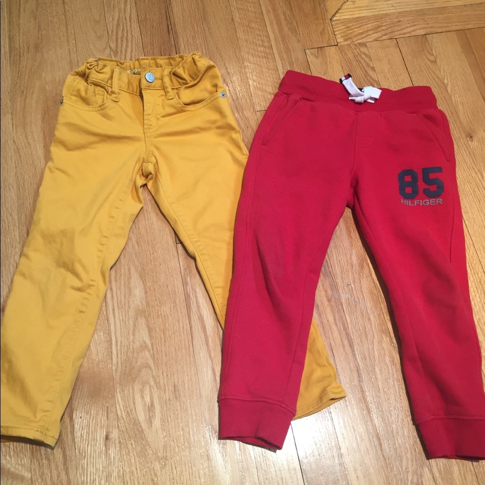 2 Gap pants